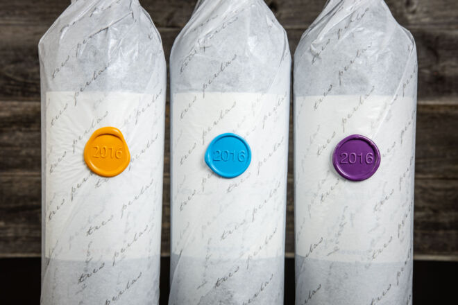 wax-seal-holiday-bottles